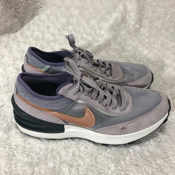 Nike Waffle One Summit White/MTLC Red Bronze GS Youth Size 6Y‎ - Picture 1 of 6